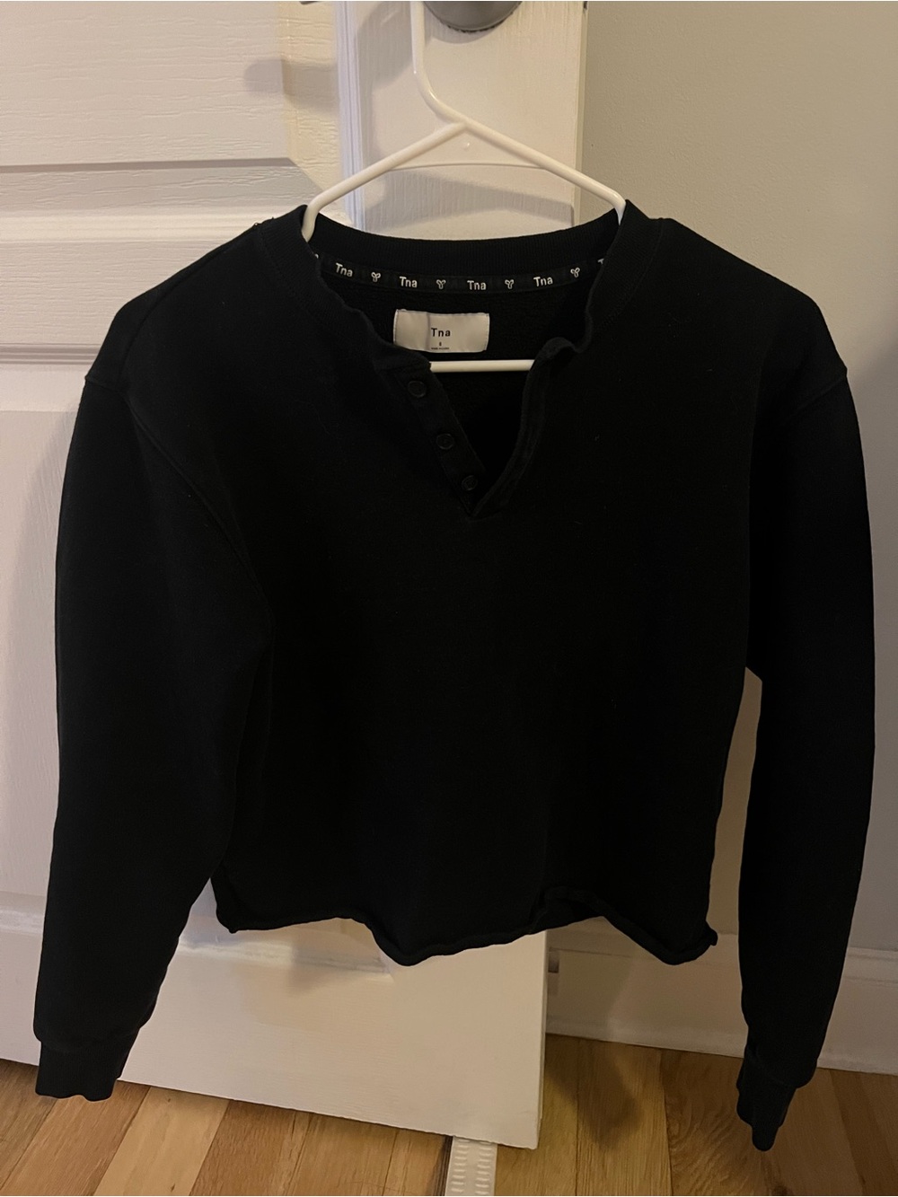 TNA Black Button-Notch Pullover Sweatshirt